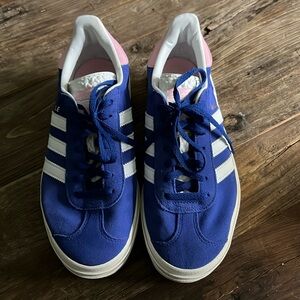 Gazelle bold by Adidas - Product colour: True Pink / Semi Lucid Blue/ Core White